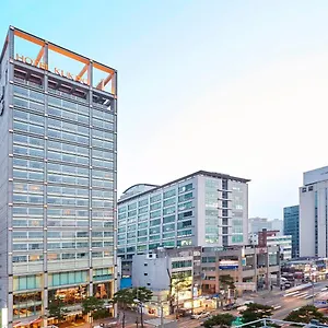 Kukdo 4*, Seul Corea del Sud